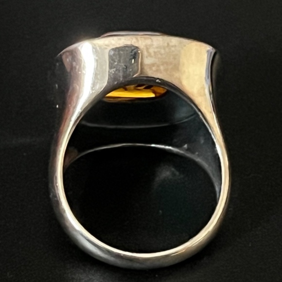 Charming Sterling Silver Amber Ring with Floral Motif - Picture 11 of 11